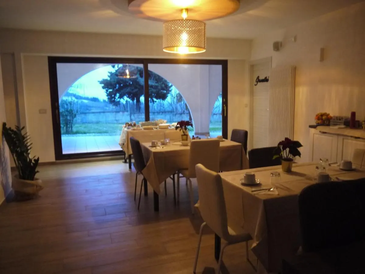 Bed and Breakfast CARA PACE in collina per famiglie Montefiore Conca 0*,  Italia