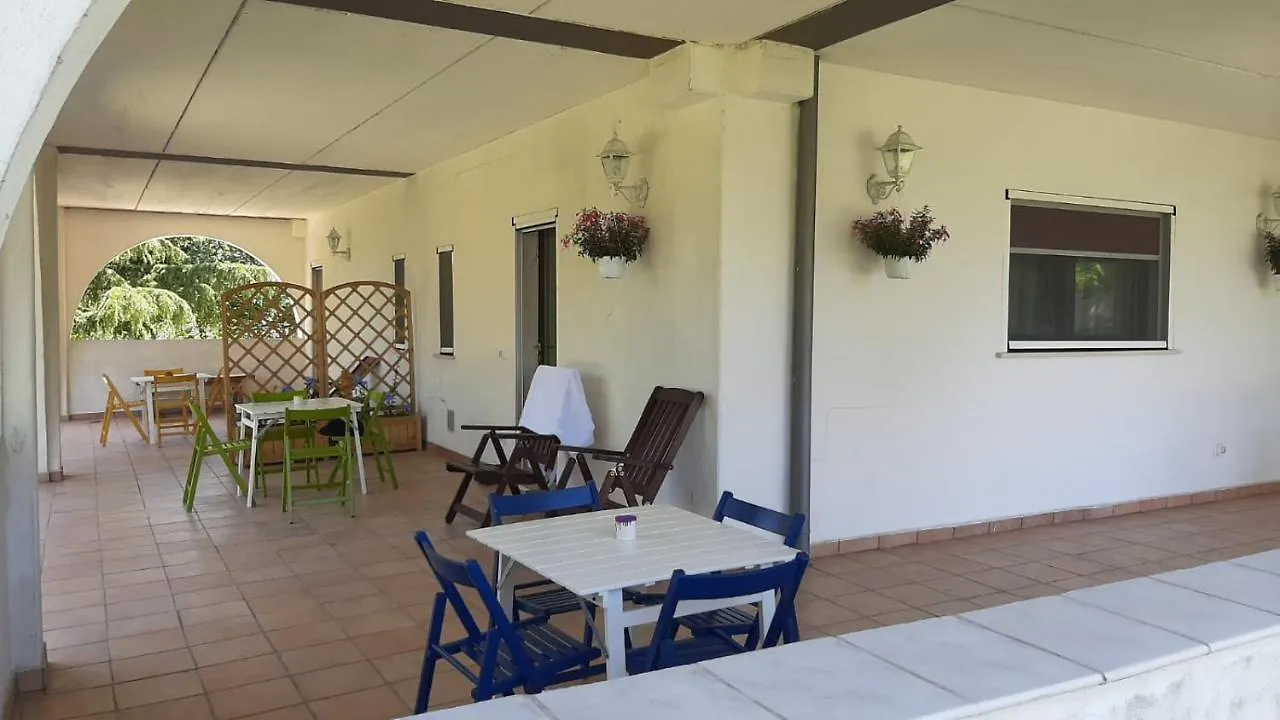 Bed and Breakfast CARA PACE in collina per famiglie Montefiore Conca Bed & Breakfast